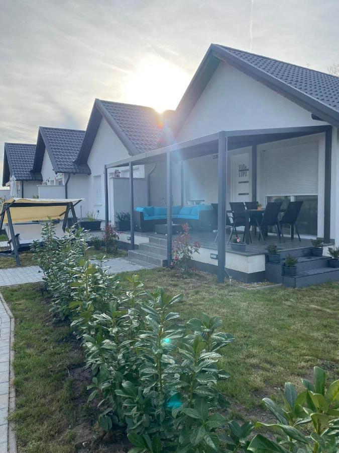 Villa Lipi - Home Away From Home Balatonszemes Exterior foto